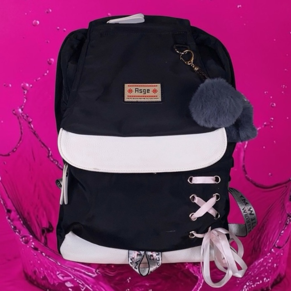Asge black & white backpack 💝
